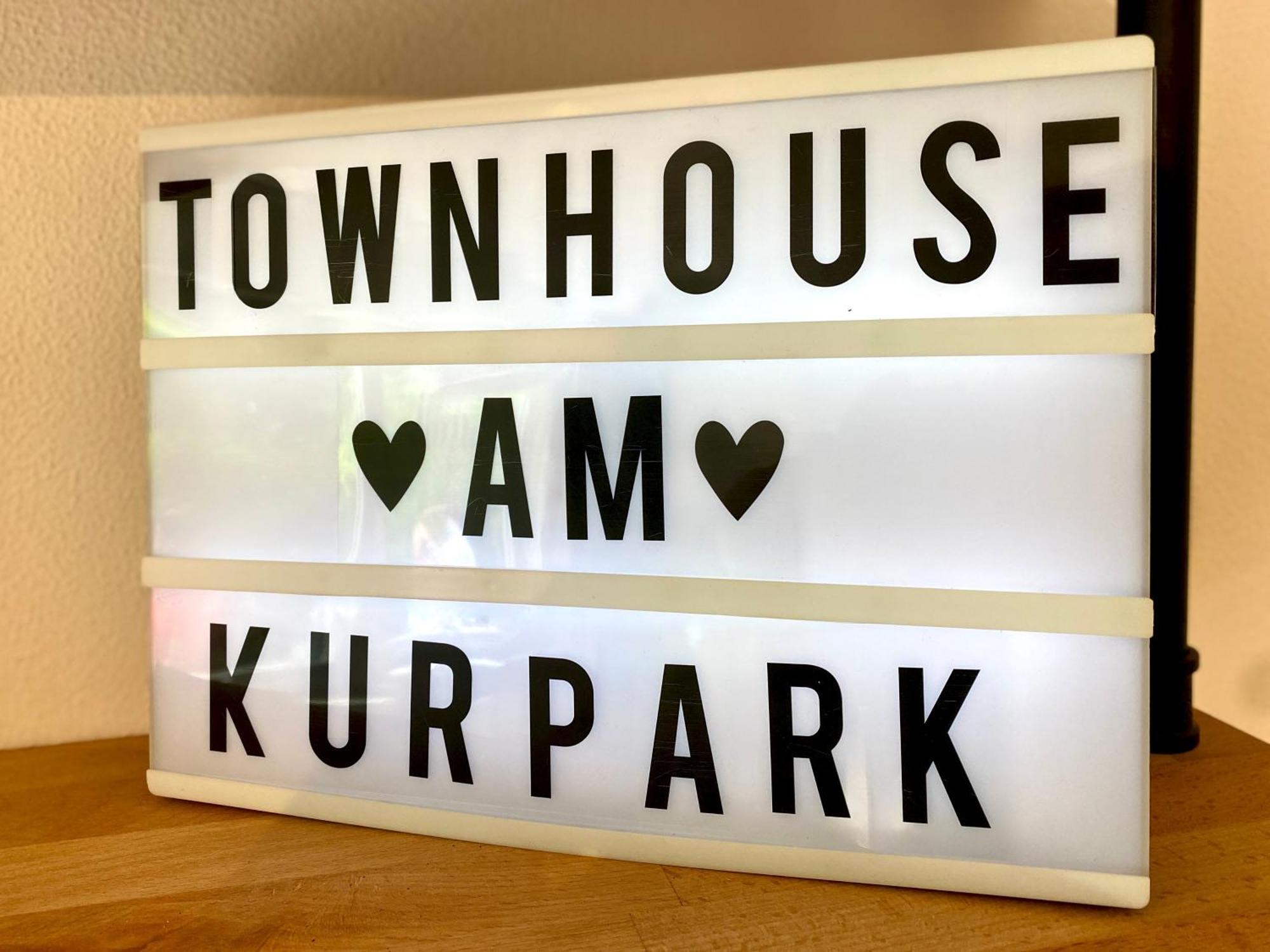 Townhouse Am Kurpark - Top Bewertet Von Familien! Ruhig, Zentral - Mit Terrasse, Parkplatz, Wallbox, Grill, Und Inklusive Waeschepaket Braunlage Kültér fotó